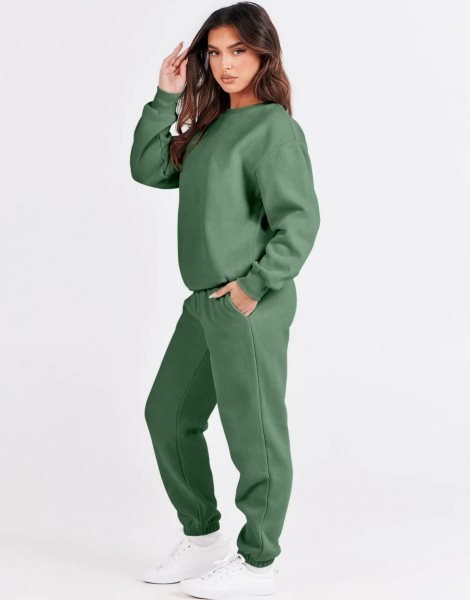 Women's Two Piece Outfits Long Sleeve Crewneck Sweatsuit with Jogger Pants Lounge Sets with Pockets