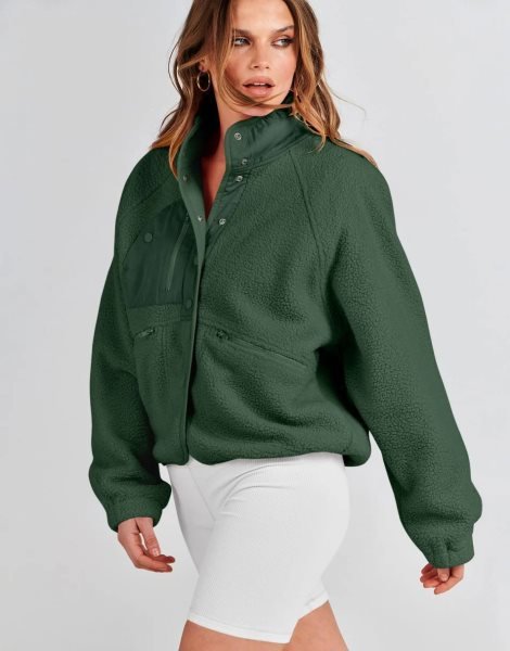 Womens Fleece Jacket Button Down Shacket Casual Sherpa Cropped Coats Warm Outwear with Pockets