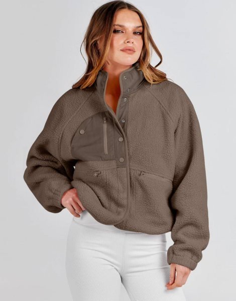 Womens Fleece Jacket Button Down Shacket Casual Sherpa Cropped Coats Warm Outwear with Pockets