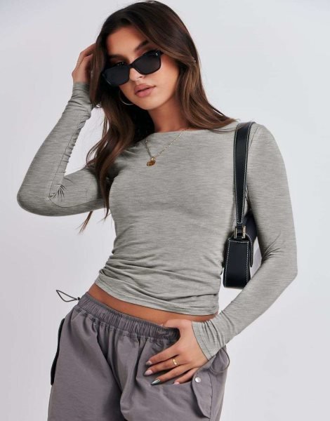 Women Long Sleeve Slim Fit Crop Top Going Out Tight T-Shirt Trendy Tees Streetwear