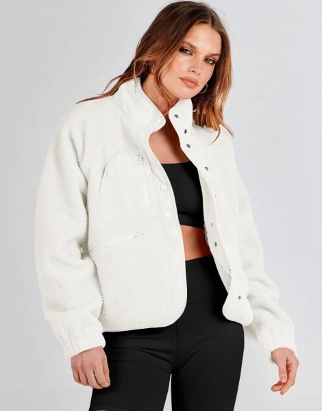 Womens Fleece Jacket Button Down Shacket Casual Sherpa Cropped Coats Warm Outwear with Pockets