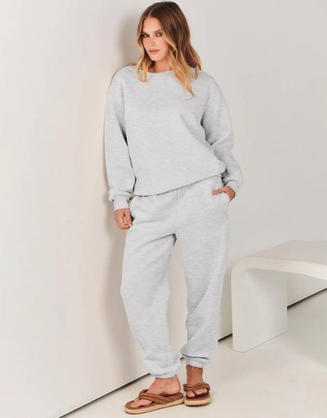 Women's Two Piece Outfits Long Sleeve Crewneck Sweatsuit with Jogger Pants Lounge Sets with Pockets