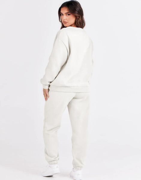 Women's Two Piece Outfits Long Sleeve Crewneck Sweatsuit with Jogger Pants Lounge Sets with Pockets