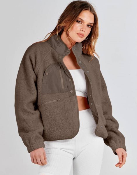 Womens Fleece Jacket Button Down Shacket Casual Sherpa Cropped Coats Warm Outwear with Pockets