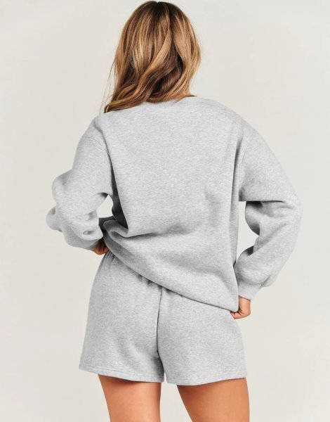 Women 2 Piece Outfits Sweatsuit Oversized Sweatshirt & Lounge Shorts 2023 Casual Cozy Pajamas Tracksuit Set