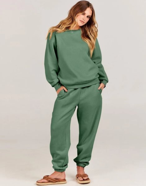 Women's Two Piece Outfits Long Sleeve Crewneck Sweatsuit with Jogger Pants Lounge Sets with Pockets