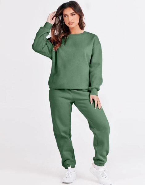 Women's Two Piece Outfits Long Sleeve Crewneck Sweatsuit with Jogger Pants Lounge Sets with Pockets