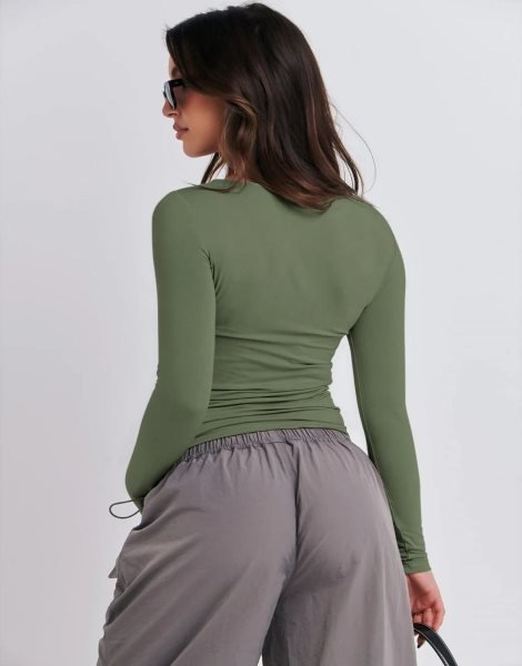 Women Long Sleeve Slim Fit Crop Top Going Out Tight T-Shirt Trendy Tees Streetwear