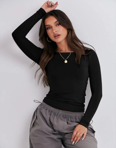 Women Long Sleeve Slim Fit Crop Top Going Out Tight T-Shirt Trendy Tees Streetwear