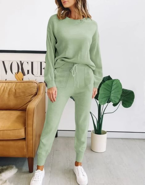 Women's Two Piece Outfits Sweater Sets Pullover and Drawstring Pants Lounge Sets