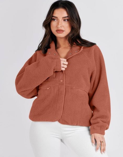 Womens Fleece Jacket Button Down Shacket Casual Sherpa Cropped Coats Warm Outwear with Pockets