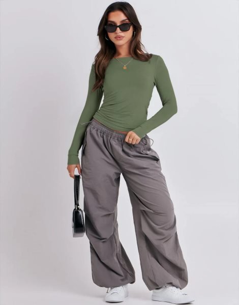 Women Long Sleeve Slim Fit Crop Top Going Out Tight T-Shirt Trendy Tees Streetwear