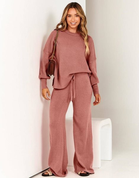Women 2 Piece Outfits Sweatsuit Oversized Sweater Set & Wide Leg Pants Fall Chunky Lounge Set