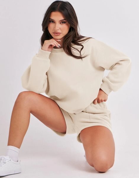 Women 2 Piece Outfits Sweatsuit Oversized Sweatshirt & Lounge Shorts 2023 Casual Cozy Pajamas Tracksuit Set