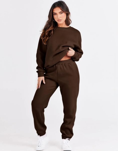 Women's Two Piece Outfits Long Sleeve Crewneck Sweatsuit with Jogger Pants Lounge Sets with Pockets