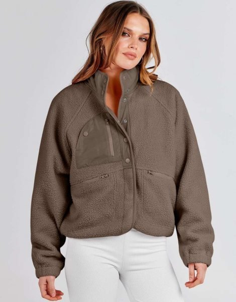 Womens Fleece Jacket Button Down Shacket Casual Sherpa Cropped Coats Warm Outwear with Pockets