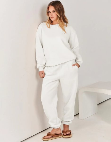 Women's Two Piece Outfits Long Sleeve Crewneck Sweatsuit with Jogger Pants Lounge Sets with Pockets