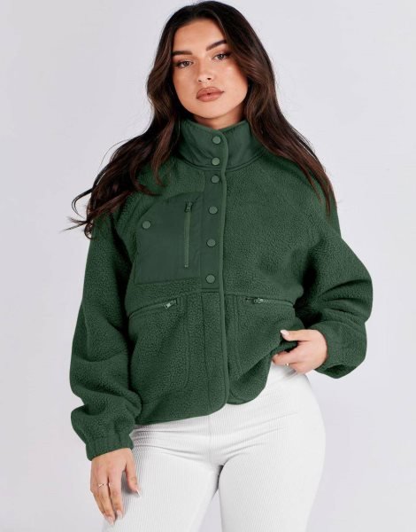 Womens Fleece Jacket Button Down Shacket Casual Sherpa Cropped Coats Warm Outwear with Pockets