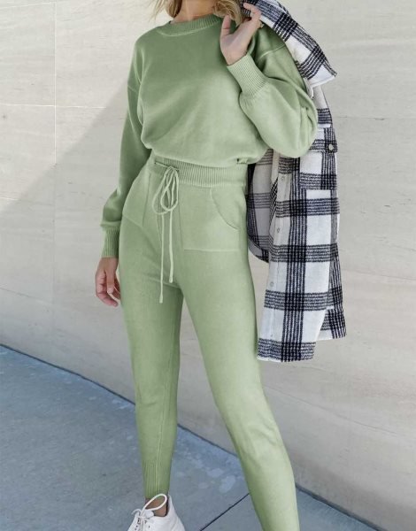 Women's Two Piece Outfits Sweater Sets Pullover and Drawstring Pants Lounge Sets