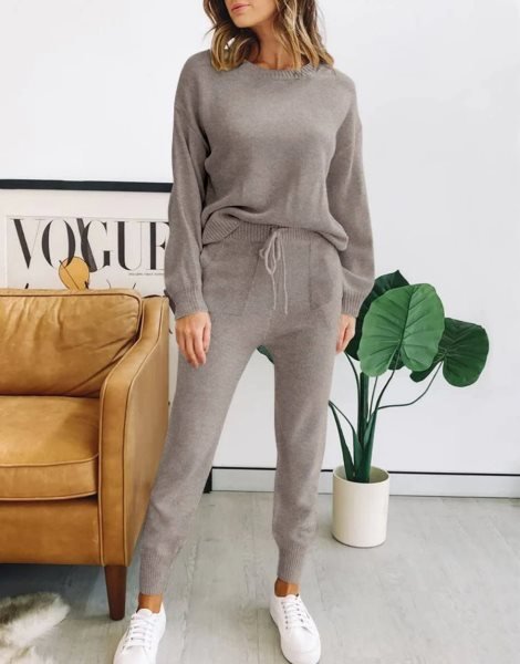 Women's Two Piece Outfits Sweater Sets Pullover and Drawstring Pants Lounge Sets